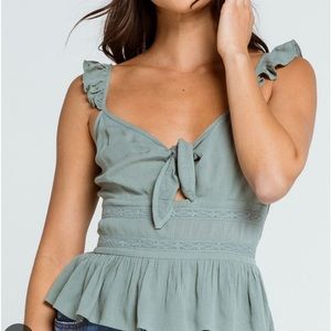 PATRONS OF PEACE NWT Tie Front WOMEN’S TOP SIZE XS Olive Green Adjustable Strap